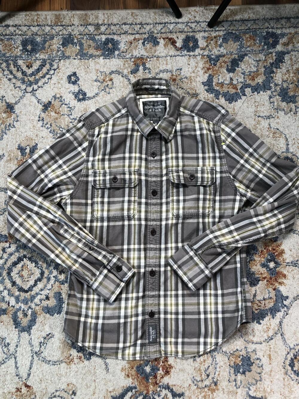 Abercrombie & Fitch Shirt Mens M Gray Plaid Long Sleeve Button Up Pockets Casual